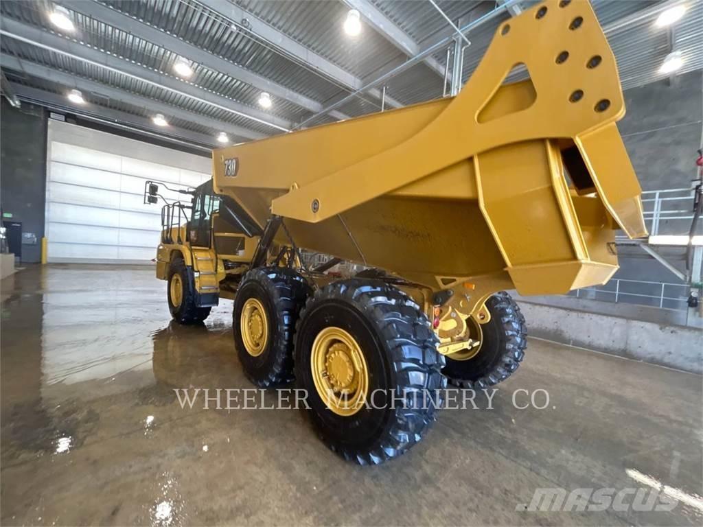 CAT 730 Kĺbové nákladné autá