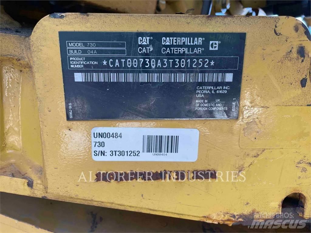 CAT 730 Kĺbové nákladné autá