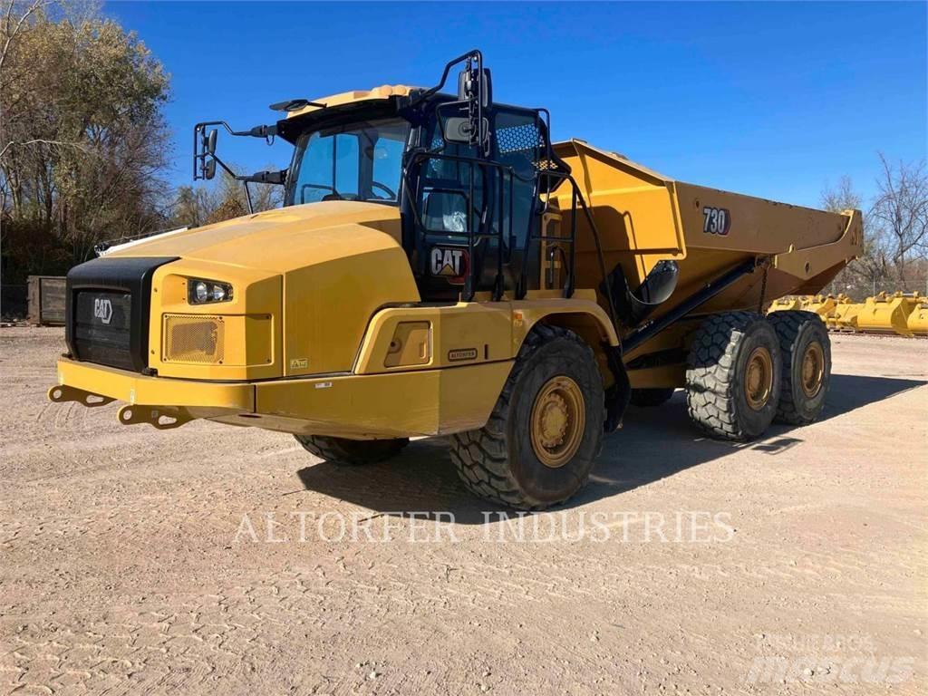 CAT 730 Kĺbové nákladné autá
