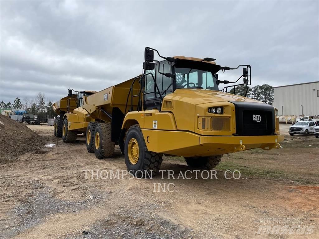 CAT 730 Kĺbové nákladné autá