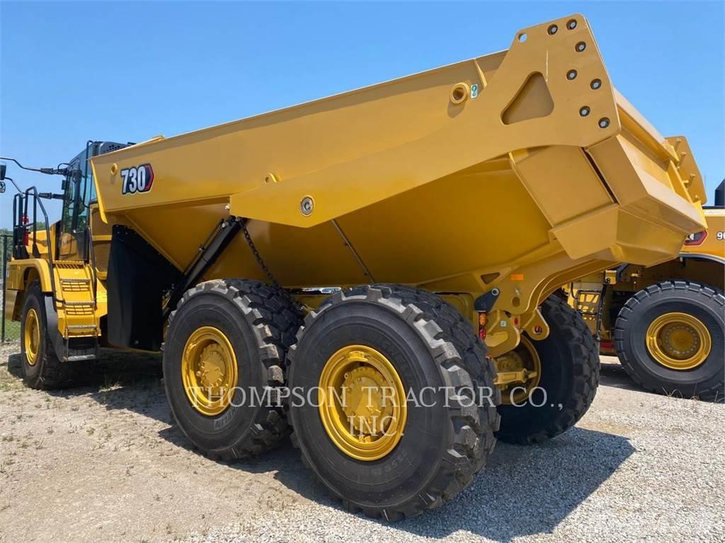 CAT 730 Kĺbové nákladné autá