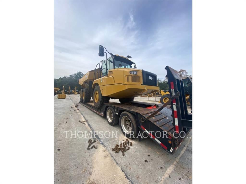 CAT 730 Kĺbové nákladné autá