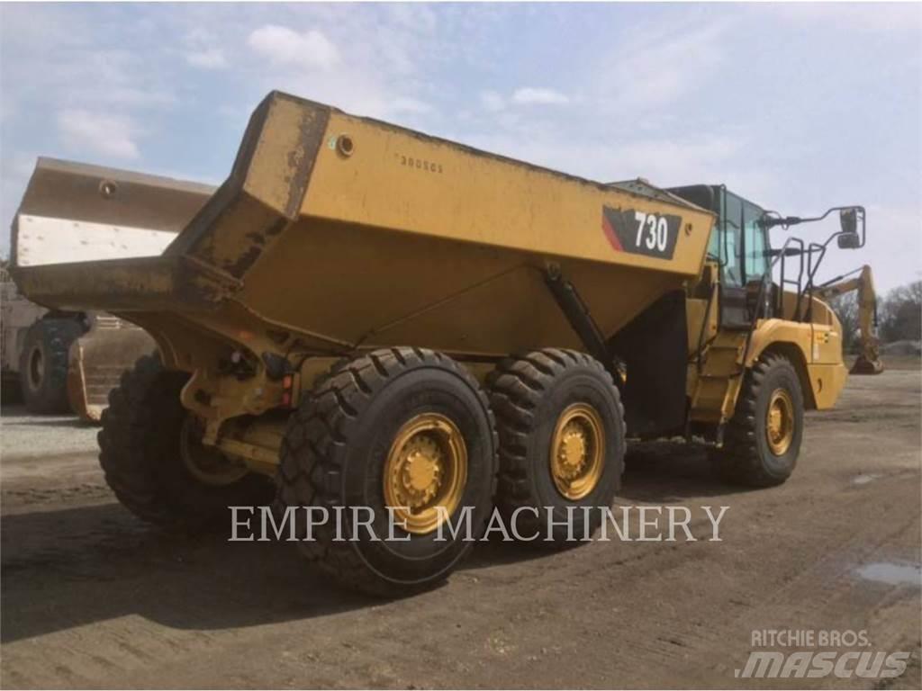CAT 730 Kĺbové nákladné autá