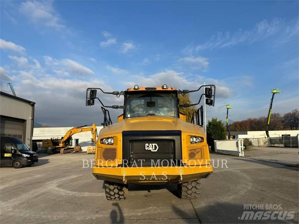 CAT 730 Kĺbové nákladné autá