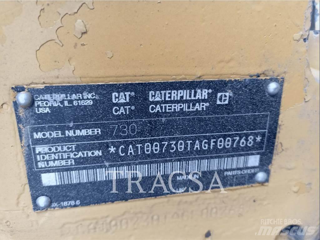CAT 730 Kĺbové nákladné autá