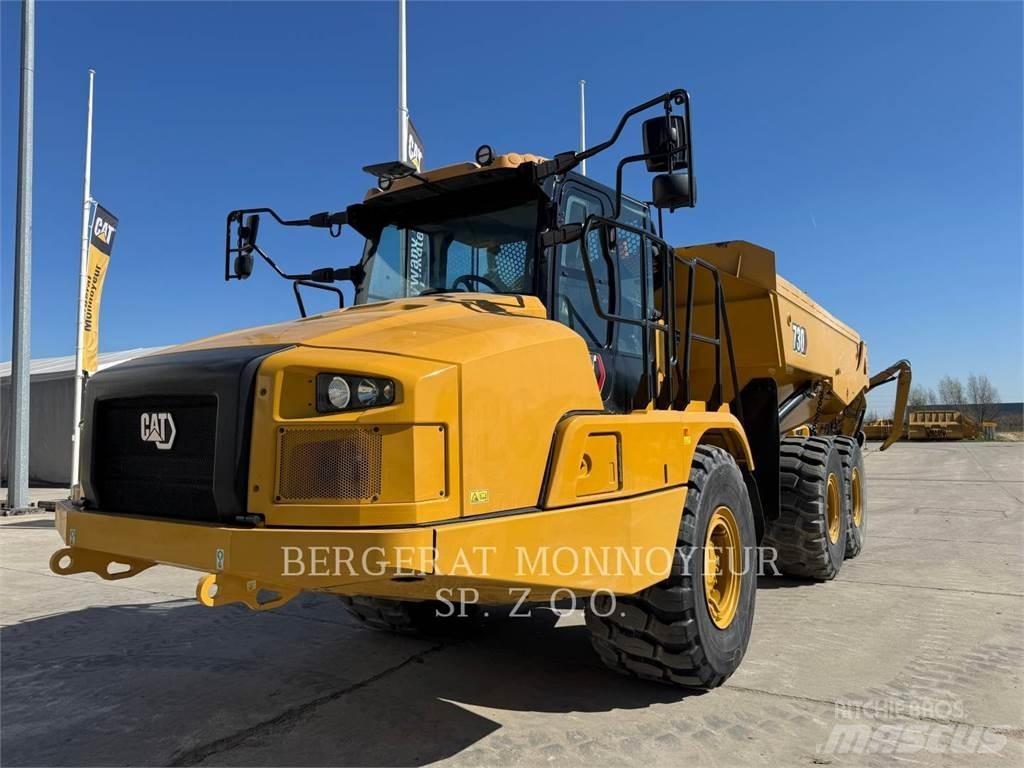 CAT 730 Kĺbové nákladné autá