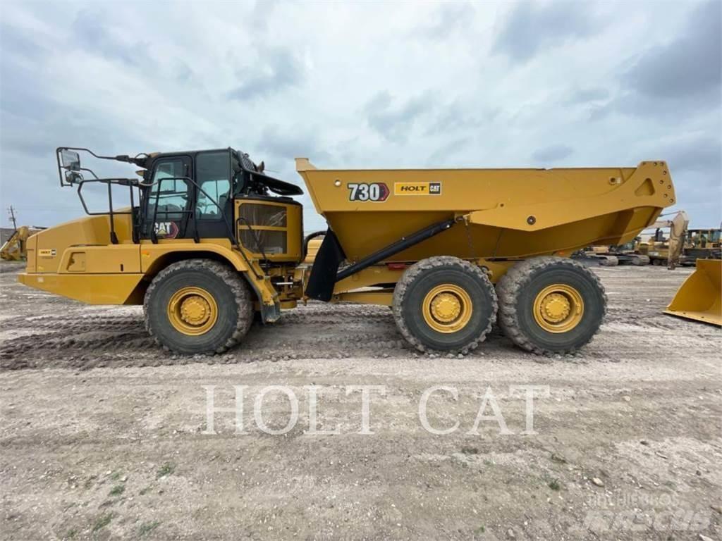 CAT 730 Kĺbové nákladné autá
