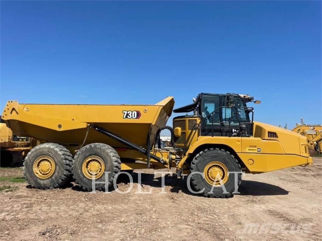 CAT 730 Kĺbové nákladné autá
