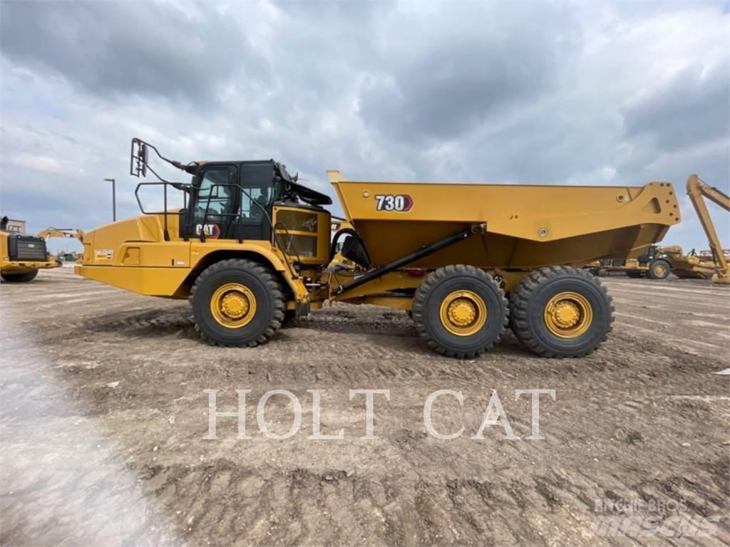 CAT 730 Kĺbové nákladné autá