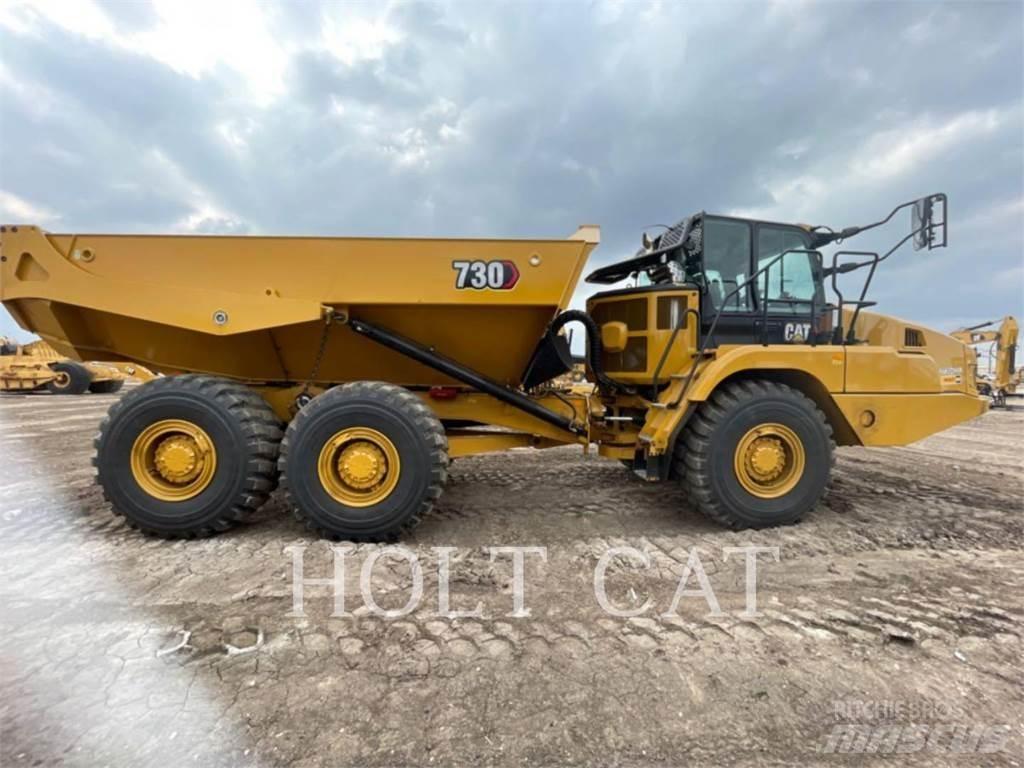 CAT 730 Kĺbové nákladné autá