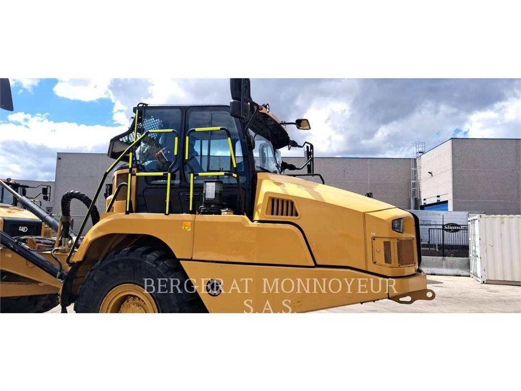 CAT 730 Kĺbové nákladné autá