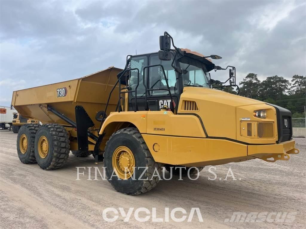 CAT 730 Kĺbové nákladné autá