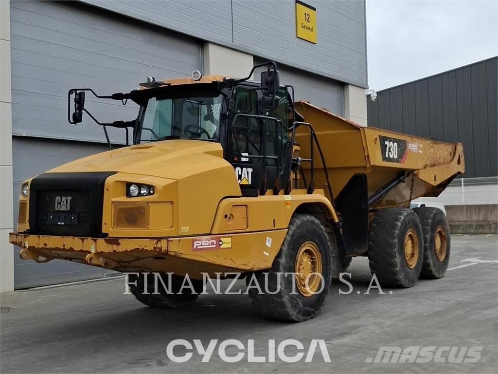 CAT 730 Kĺbové nákladné autá