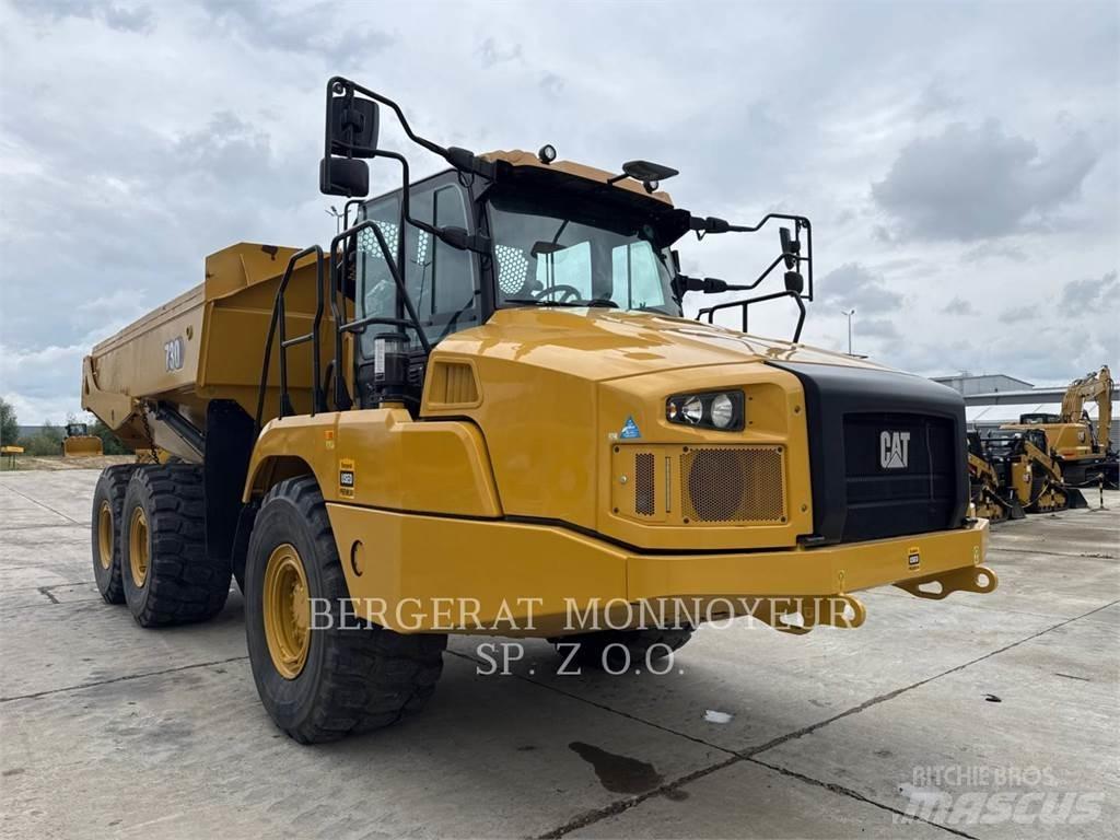 CAT 730 Kĺbové nákladné autá