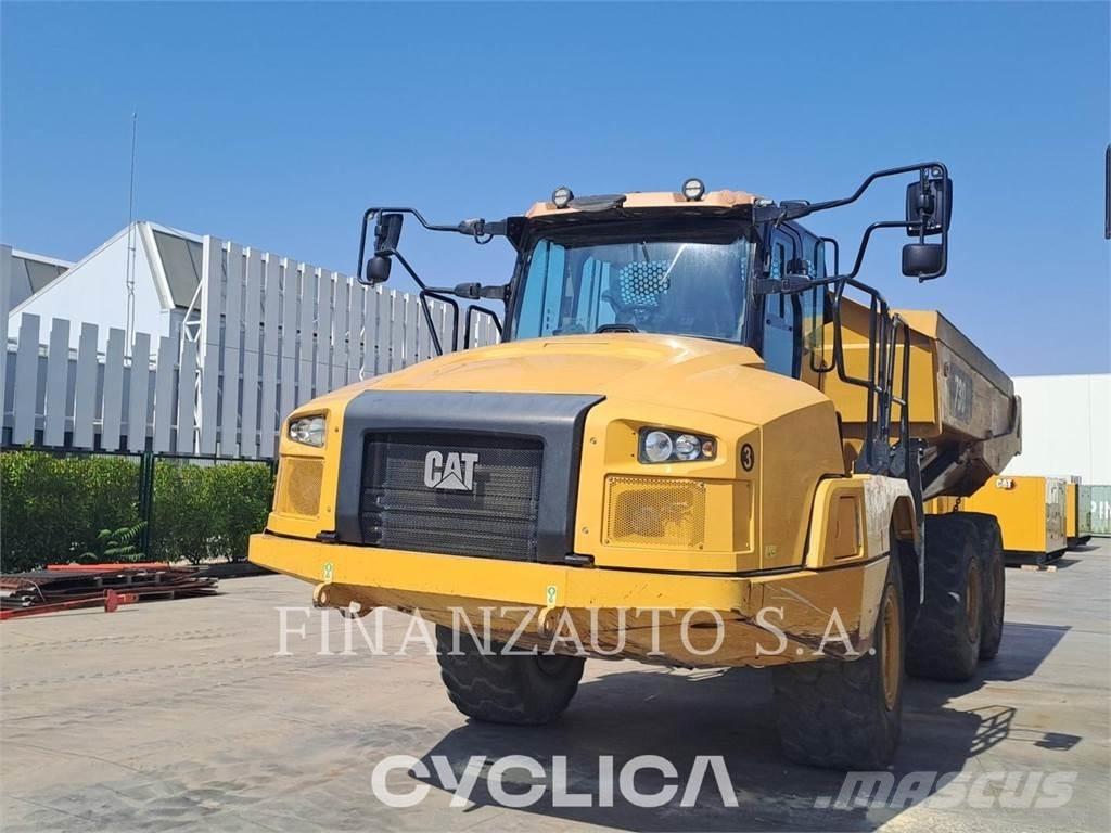 CAT 730 Kĺbové nákladné autá