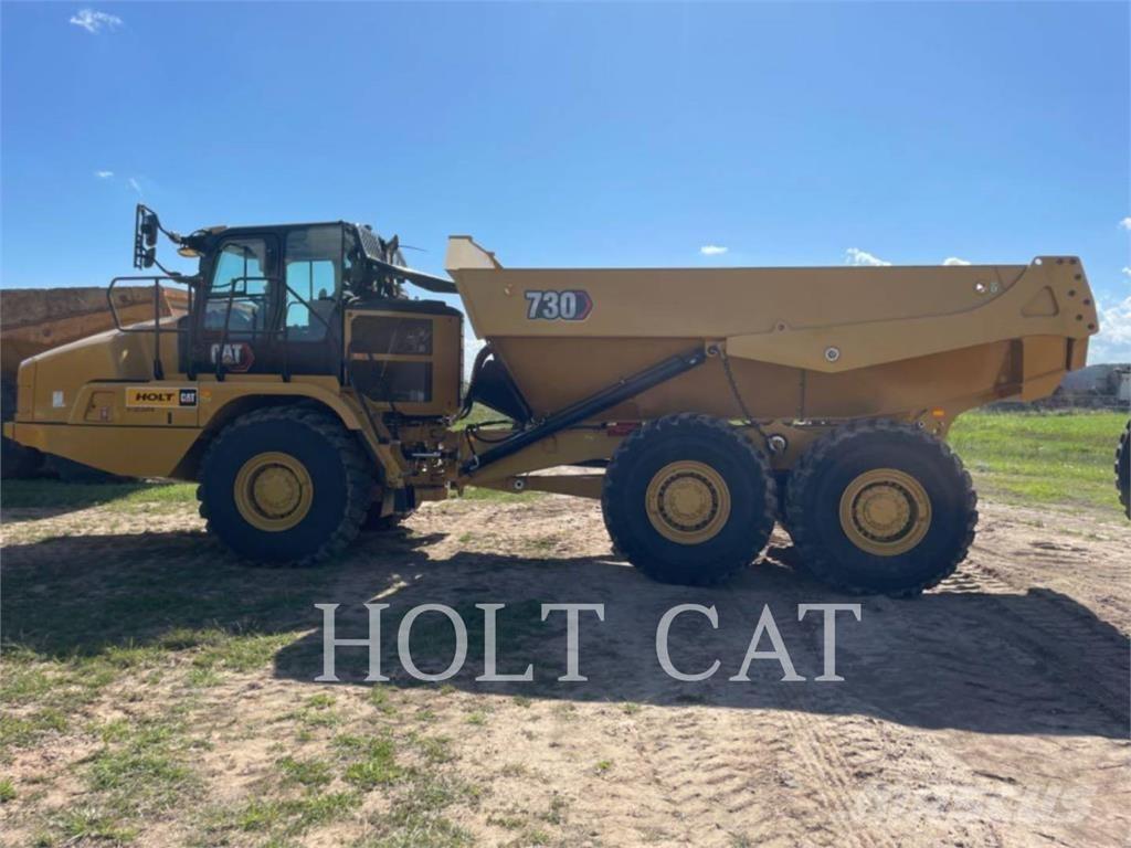 CAT 730 Kĺbové nákladné autá