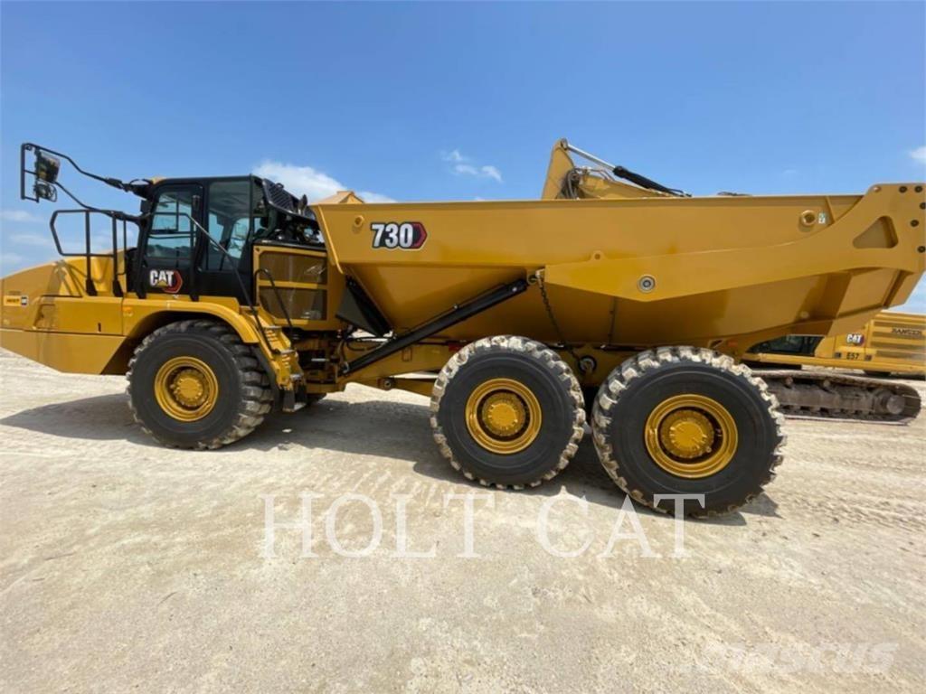 CAT 730 Kĺbové nákladné autá