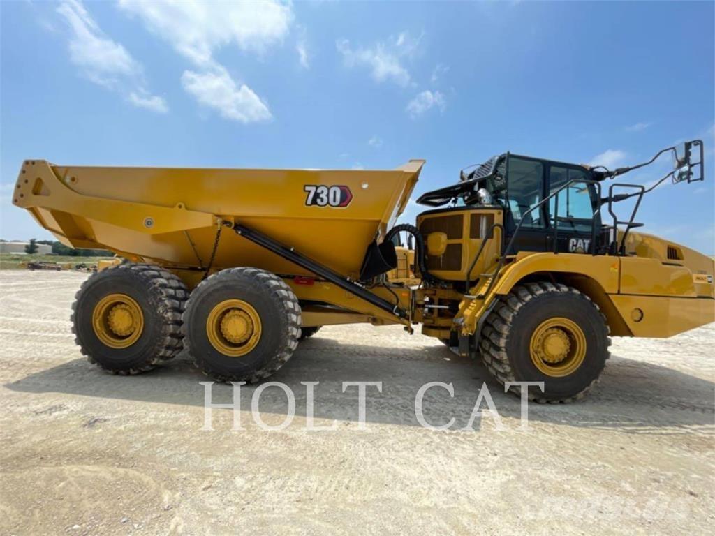 CAT 730 Kĺbové nákladné autá