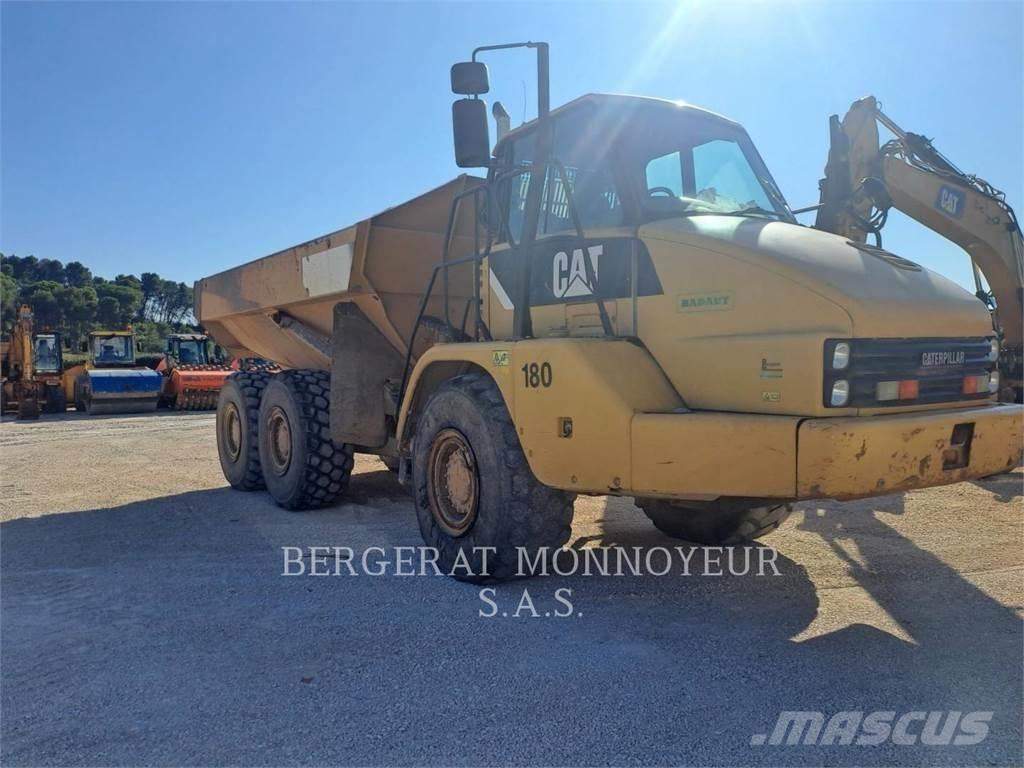CAT 730 Kĺbové nákladné autá