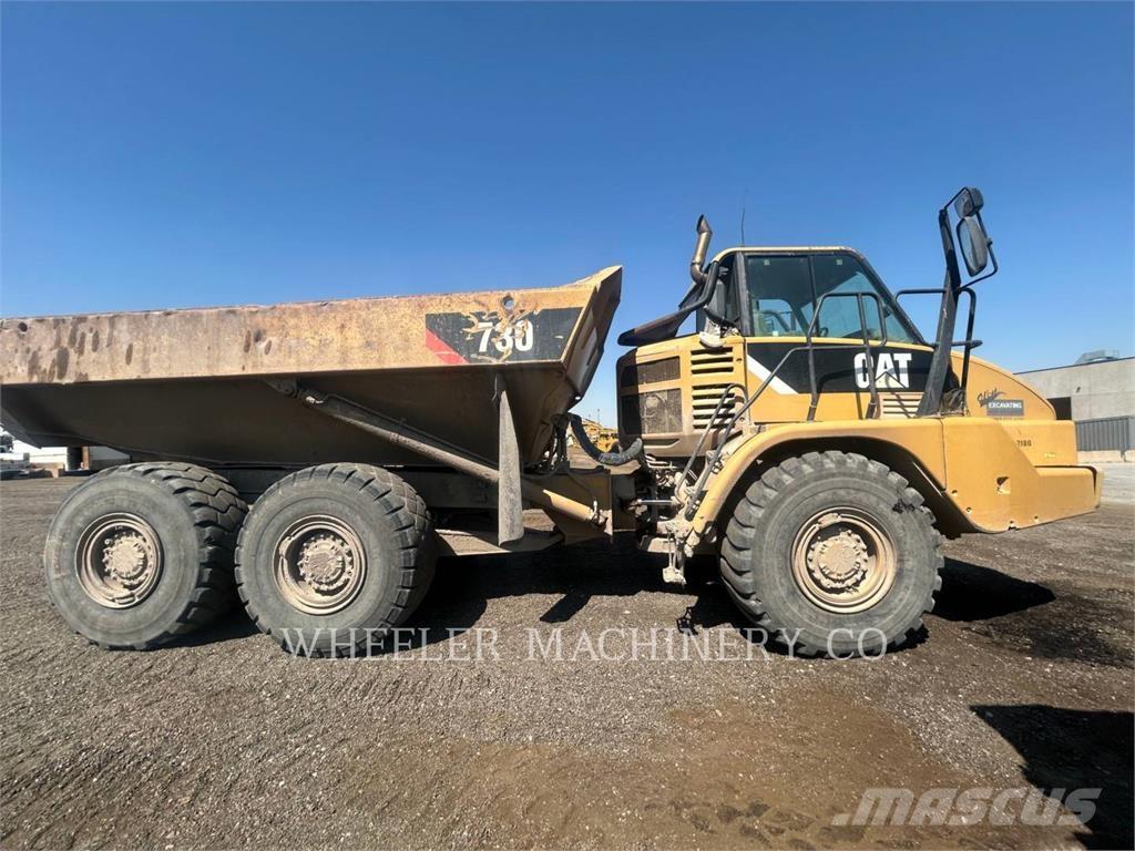 CAT 730 Kĺbové nákladné autá