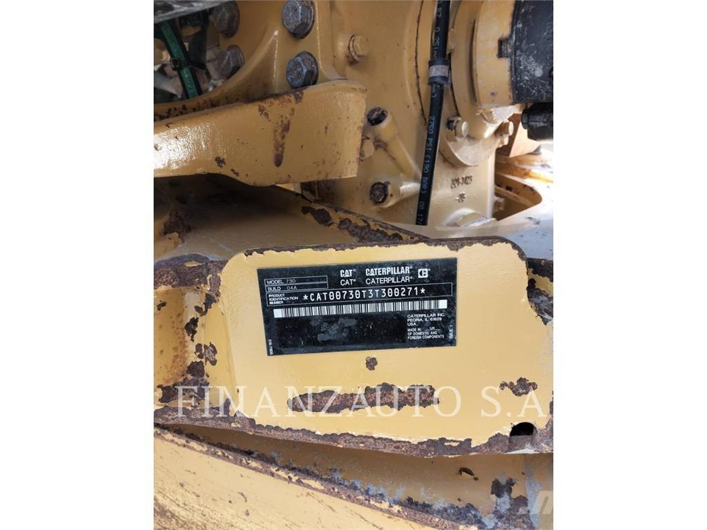 CAT 730 Kĺbové nákladné autá