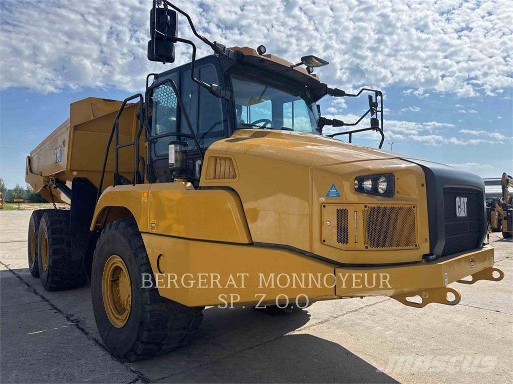CAT 730 Kĺbové nákladné autá