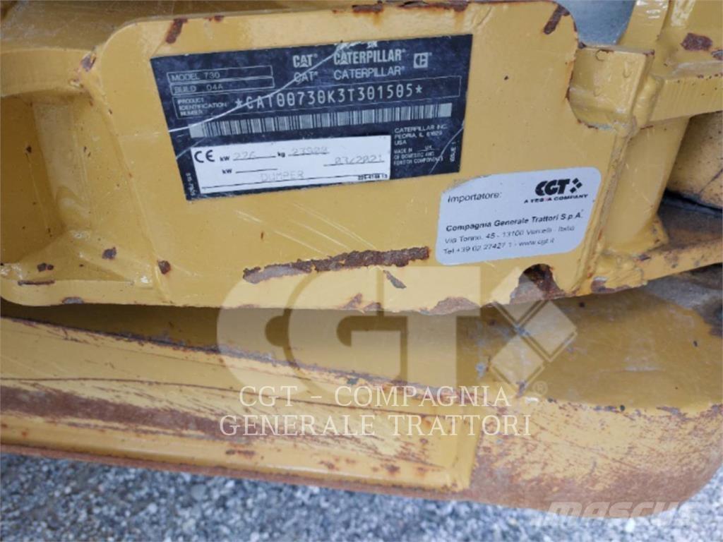 CAT 730 Kĺbové nákladné autá