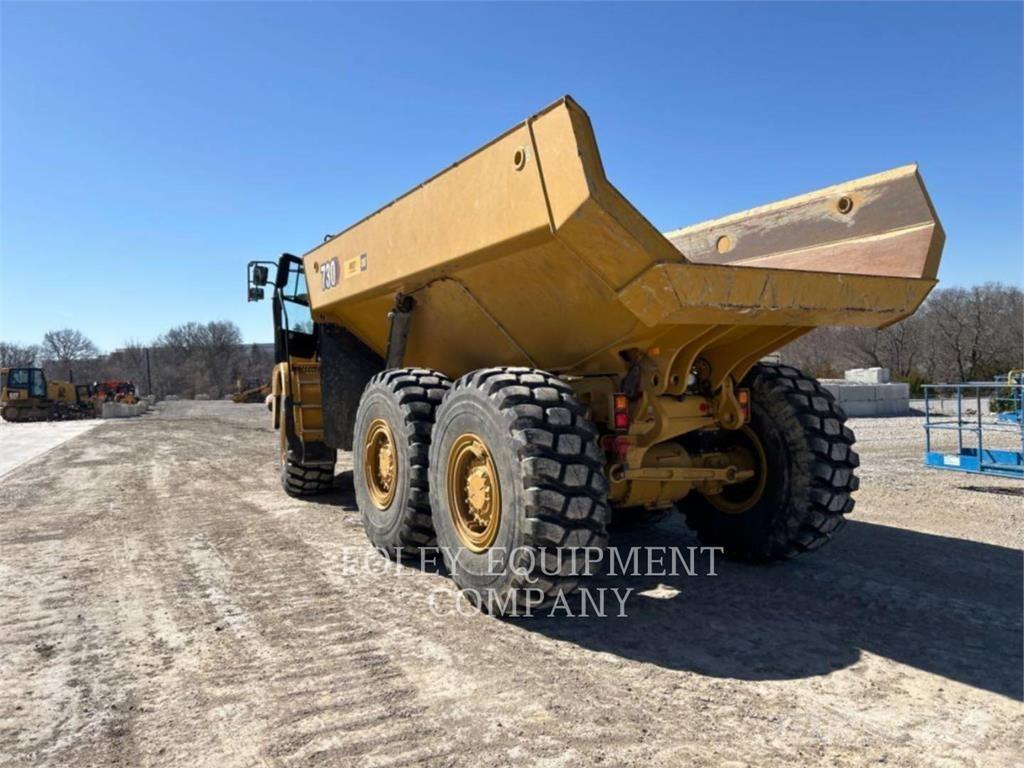 CAT 730-04 Kĺbové nákladné autá