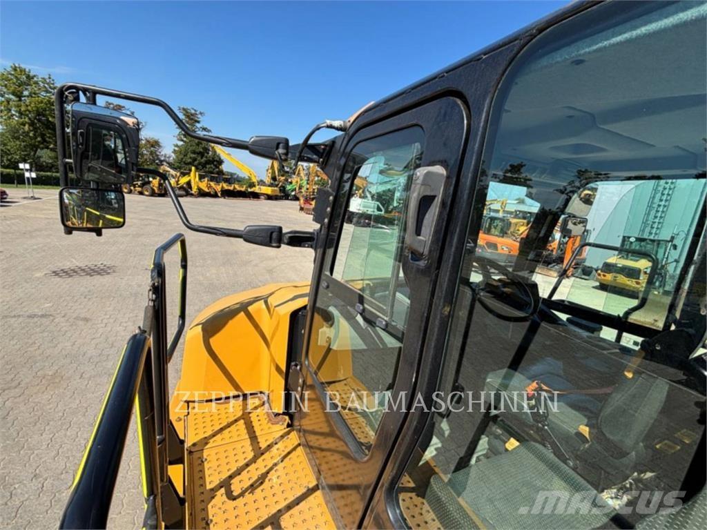 CAT 730-04A Kĺbové nákladné autá