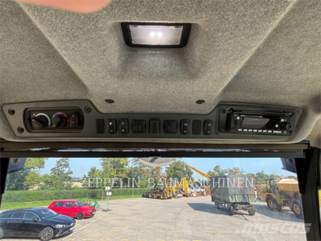 CAT 730-04A Kĺbové nákladné autá