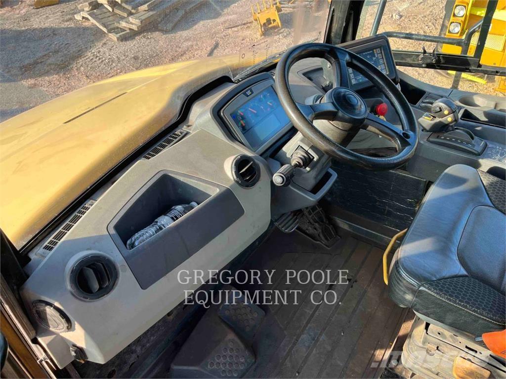 CAT 73004 Kĺbové nákladné autá