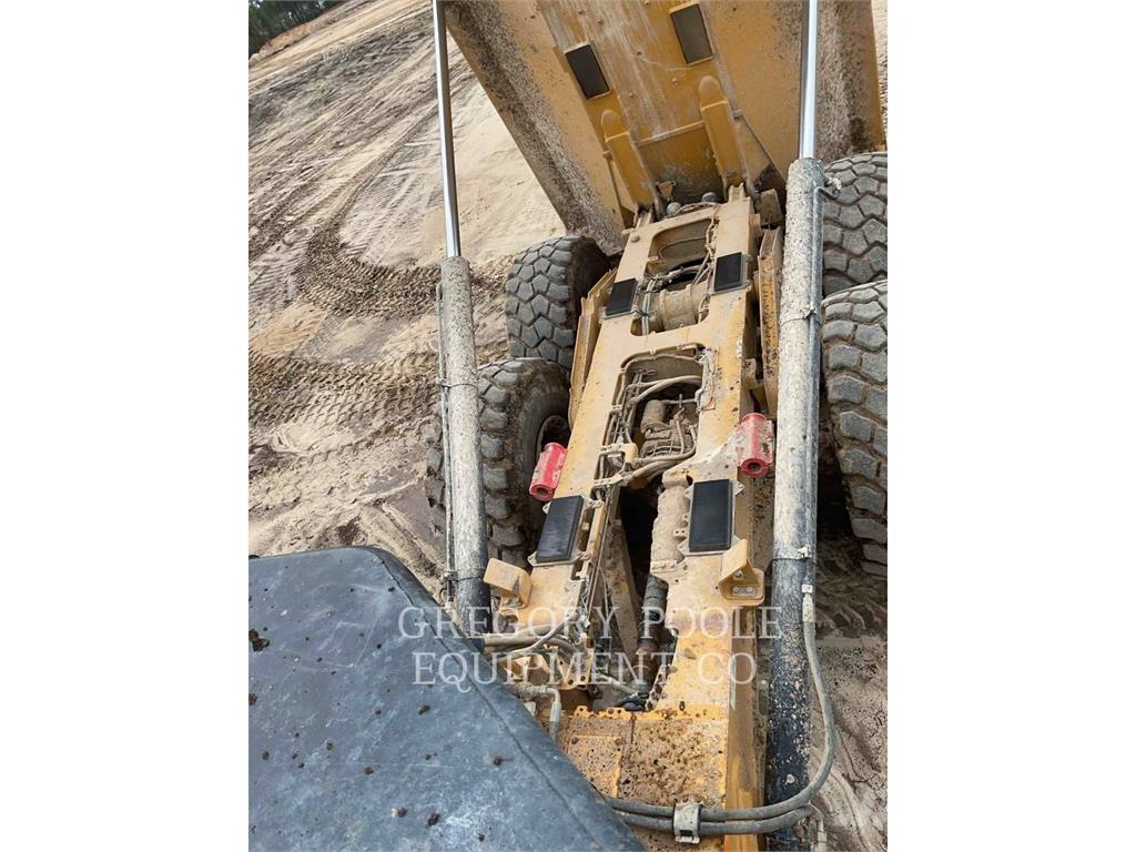 CAT 73004 Kĺbové nákladné autá