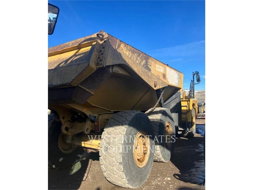 CAT 730C Kĺbové nákladné autá