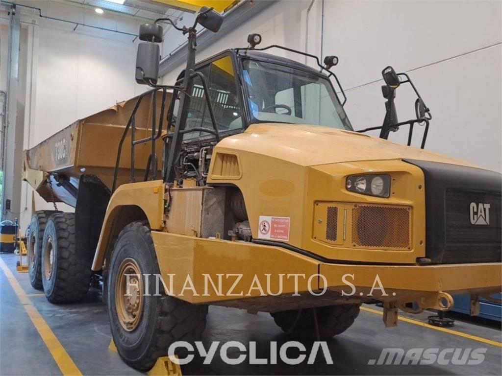 CAT 730C Kĺbové nákladné autá