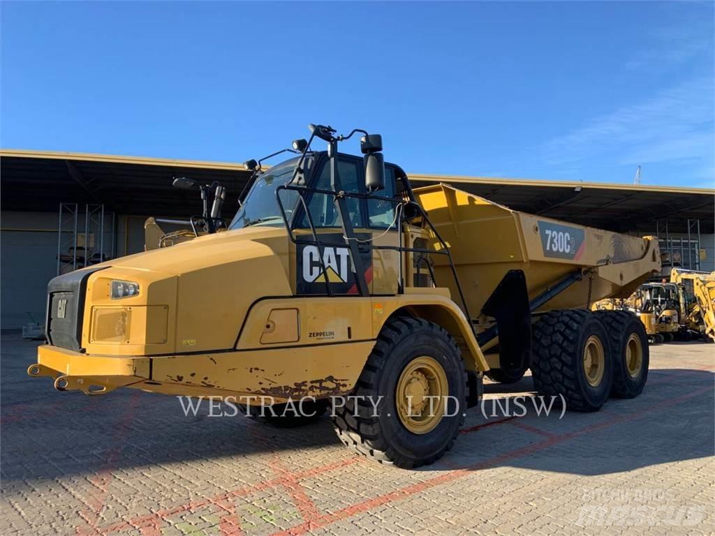 CAT 730C2 Kĺbové nákladné autá