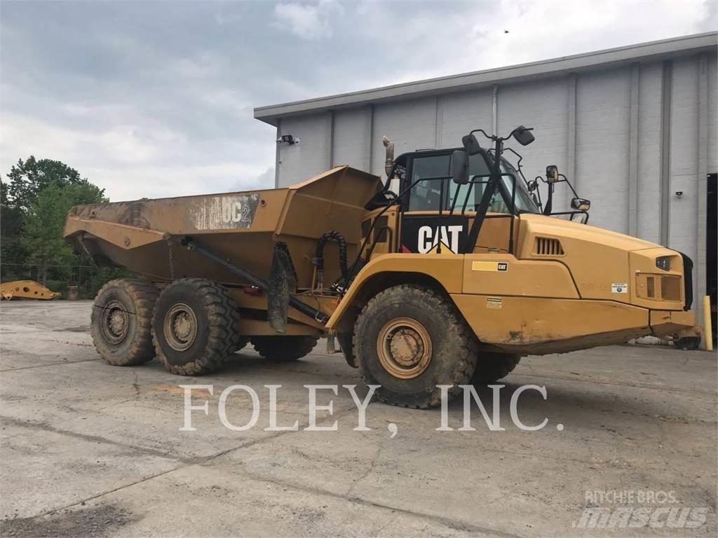 CAT 730C2 Kĺbové nákladné autá