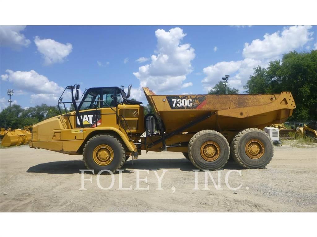 CAT 730C2 Kĺbové nákladné autá