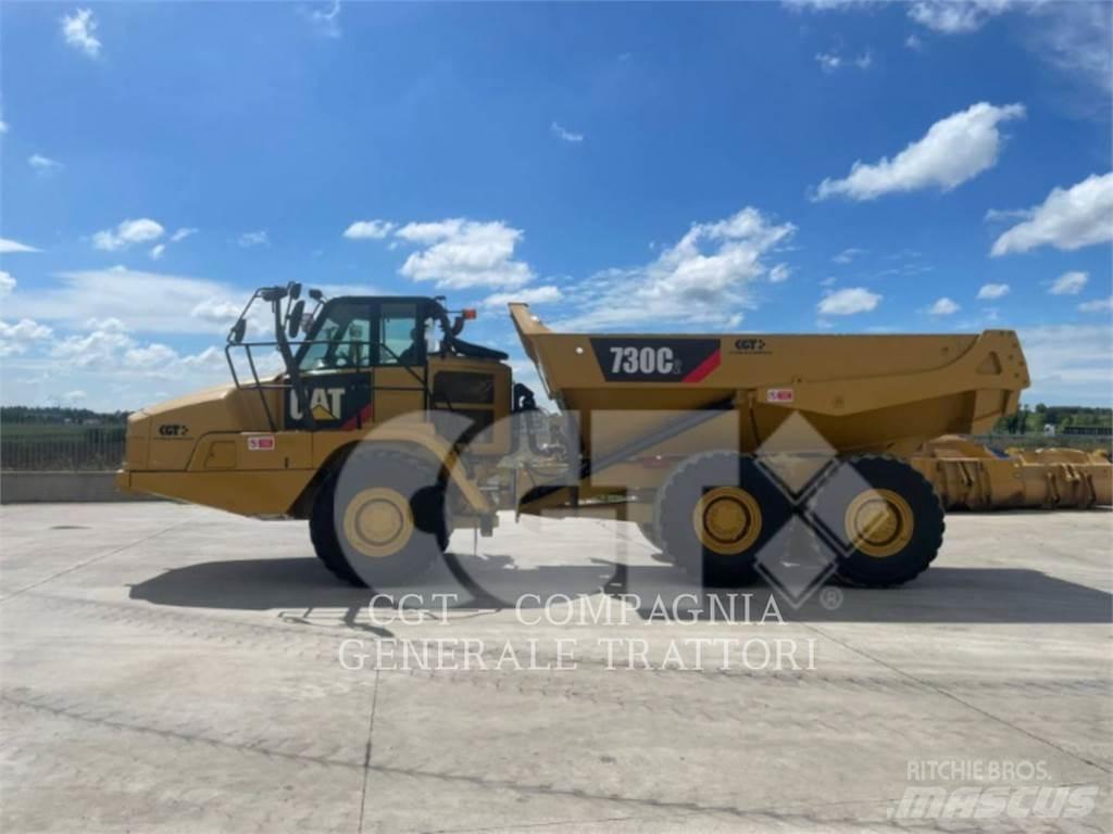 CAT 730C2 Kĺbové nákladné autá