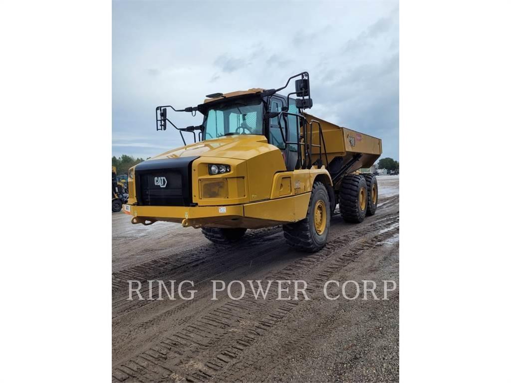 CAT 730WW Cisternové nákladné vozidlá