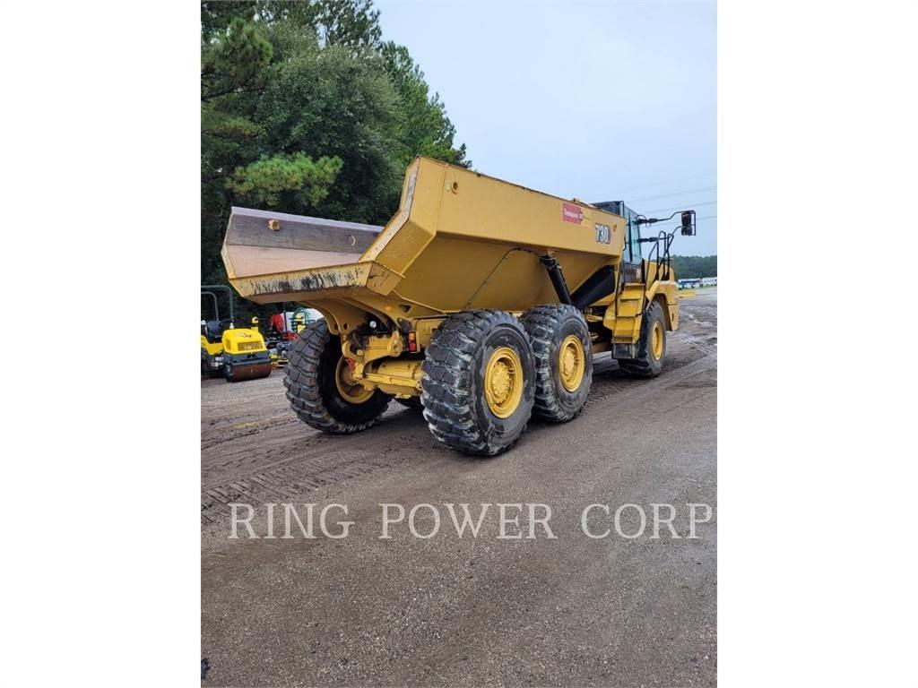 CAT 730WW Cisternové nákladné vozidlá