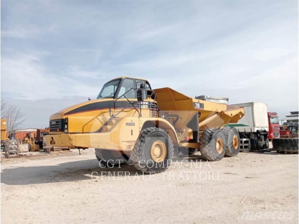 CAT 735 Kĺbové nákladné autá