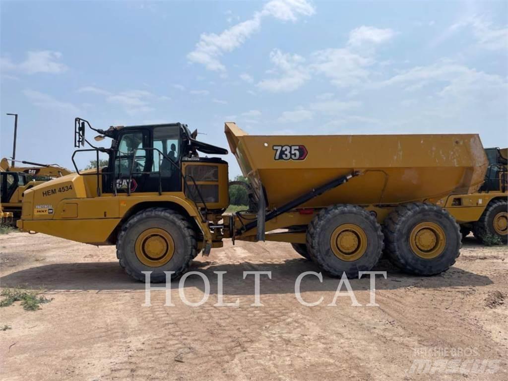CAT 735 Kĺbové nákladné autá