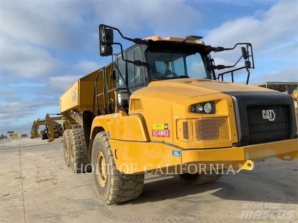 CAT 735 Kĺbové nákladné autá