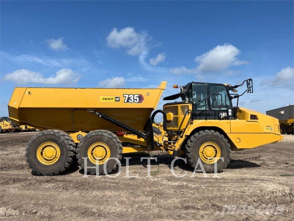 CAT 735 Kĺbové nákladné autá