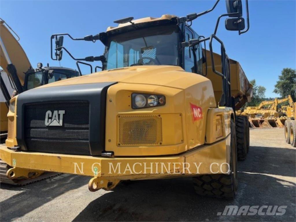 CAT 735 Kĺbové nákladné autá