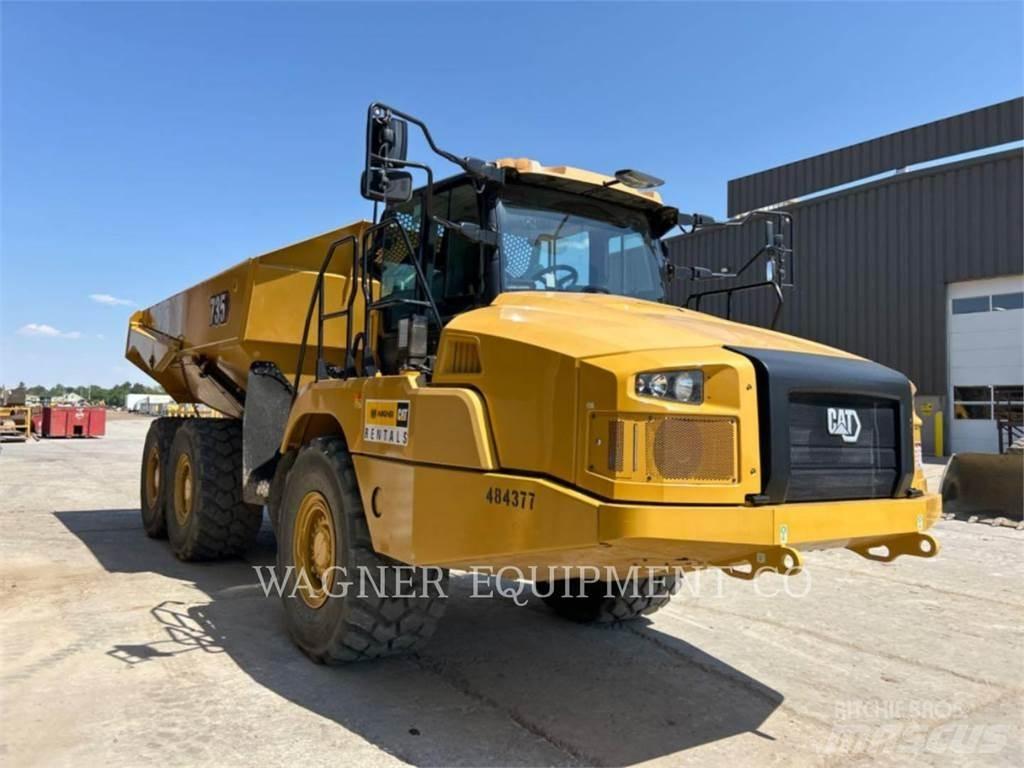 CAT 735 Kĺbové nákladné autá