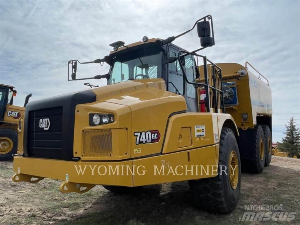 CAT 740 GC Kĺbové nákladné autá