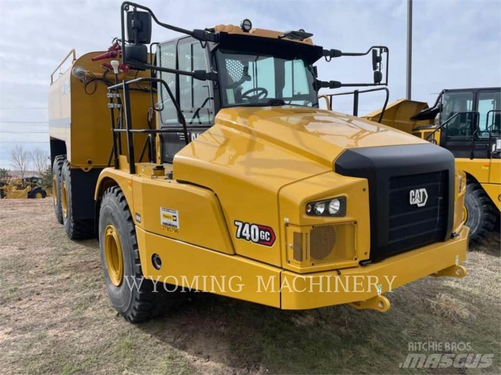CAT 740 GC Kĺbové nákladné autá