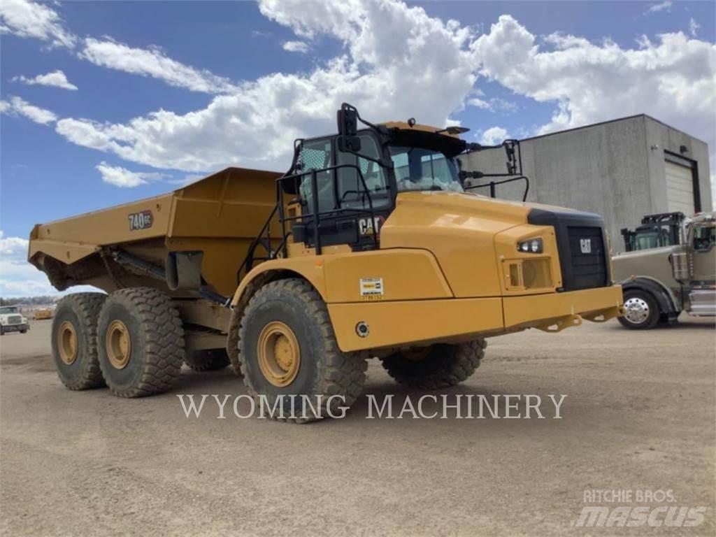 CAT 740 GC Kĺbové nákladné autá