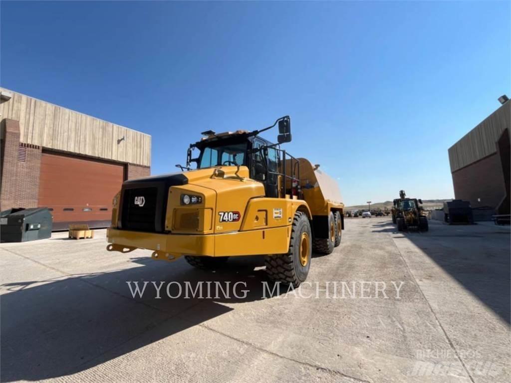 CAT 740 GC Kĺbové nákladné autá